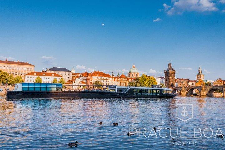 Prague Boats 2-hour Lunch Cruise