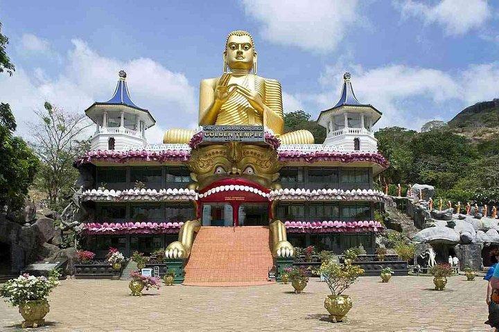 11 Days Tour Of Taprobane