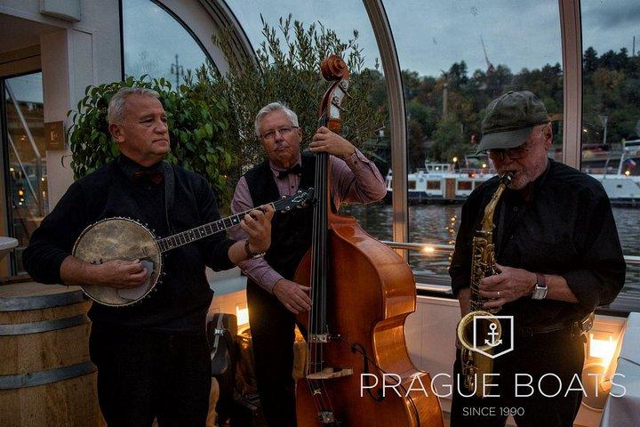 Prague Boats 3-hour Dinner Cruise