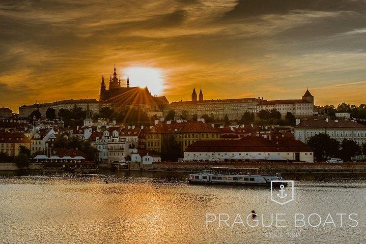 PRAGUE BOATS: 50-Minute Sightseeing Cruise