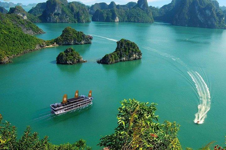 2 Days and 1 Night Halong Bay Luxury Genesis Regal Cruises
