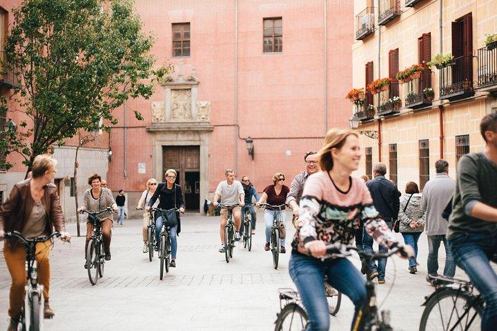 Madrid Highlights by Bike