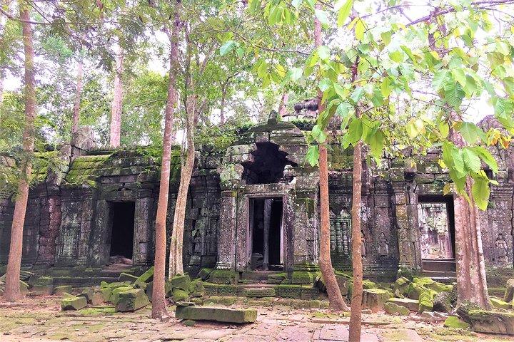 Private Angkor Wat Sunrise Bayon Ta Prohm by bike