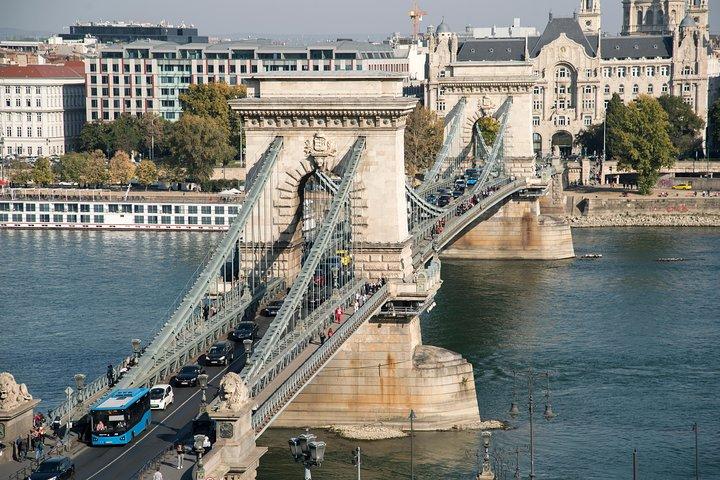 Budapest 3-Hour Highlights Guided Group Tour