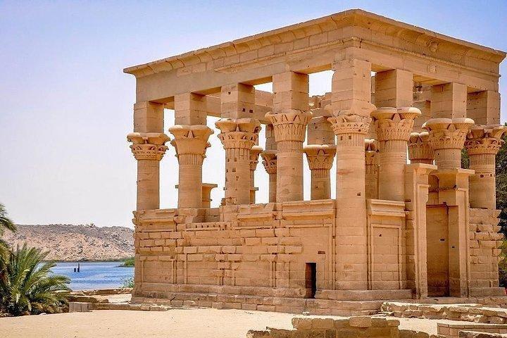 Private Guided Day Tour to Aswan and Nubian Village from Luxor by Car