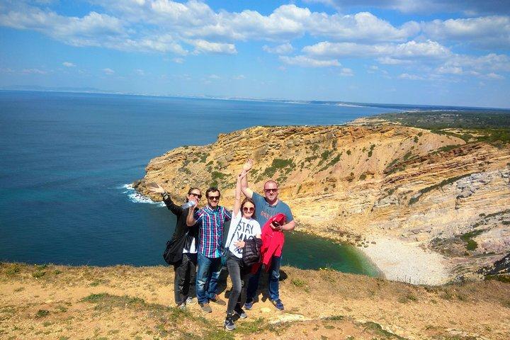 Arrabida Natural Park & Sesimbra Village Private Luxury Tour