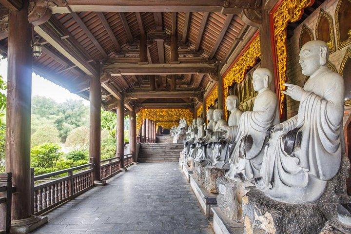 Bai Dinh Pagoda, Trang An boat and Mua Cave Limousine from Hanoi