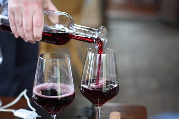 Naples transfer to Sorrento with stop at Winery or Vice Versa