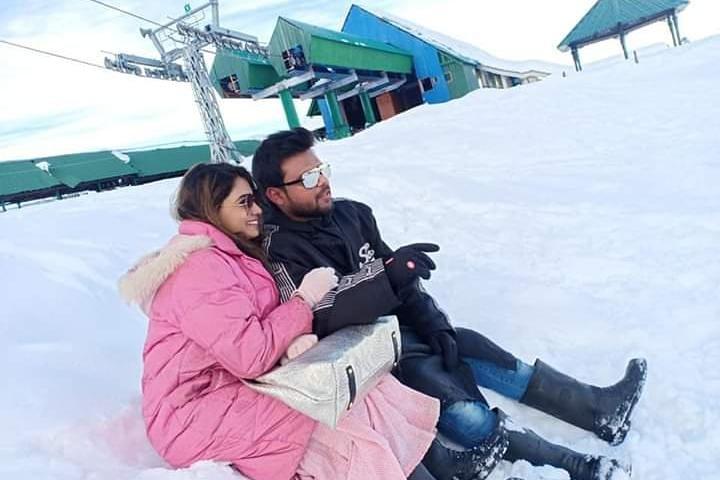 5-Days Kashmir tour includes Accommodation and Private Transportation