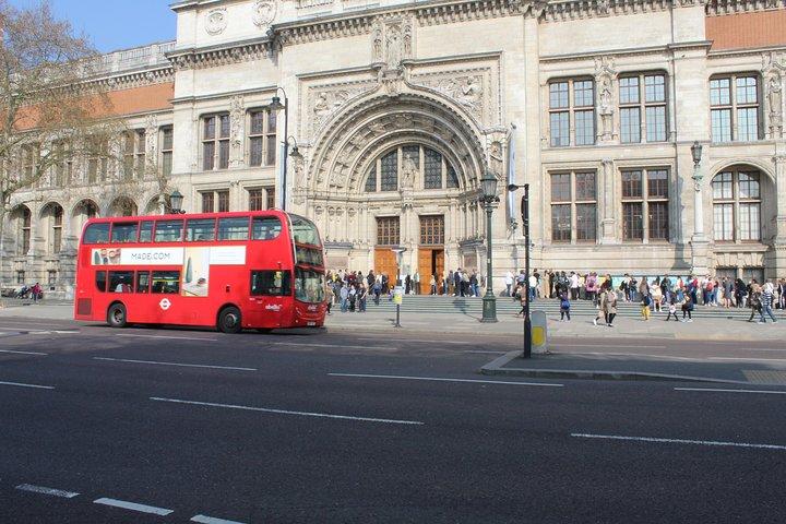 Private One Way or Round Trip Transfe Heathrow Airport to Kensington SW London