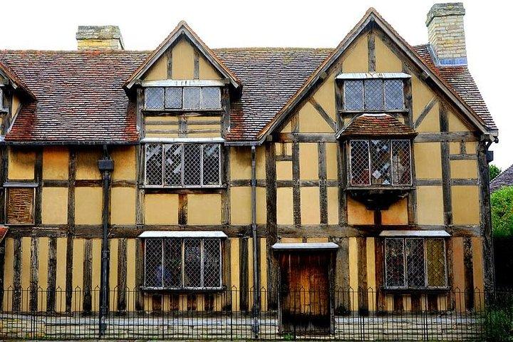 Private Tour to Stratford-Upon-Avon and The Cotswolds