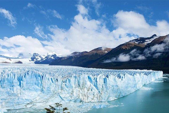 Perito Moreno Safari Nautico Including Footbridges Guided Tour