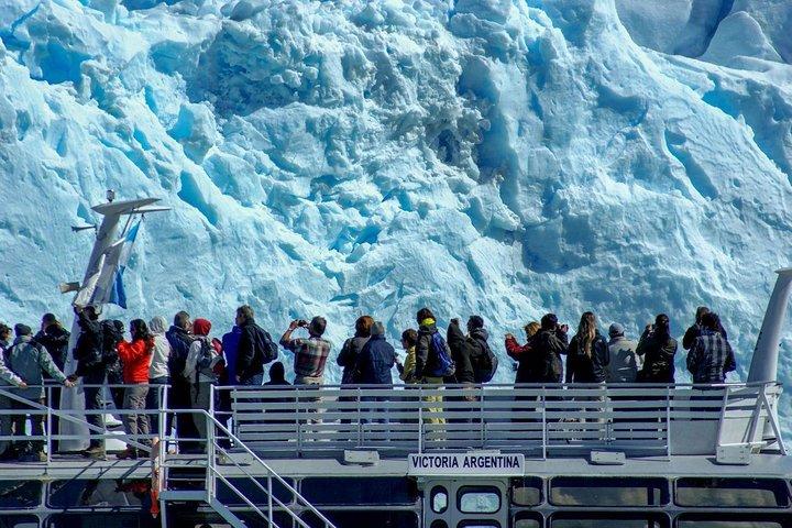 Perito Moreno Safari Nautico Including Footbridges Guided Tour