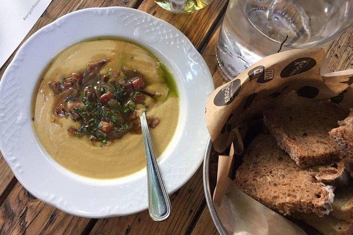 Private Athens By Night Food Tour & Wine Tasting of 5 Varieties
