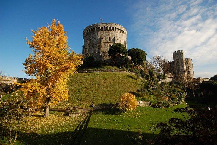 Windsor Castle Tour from London with Transportation & Audio Guide
