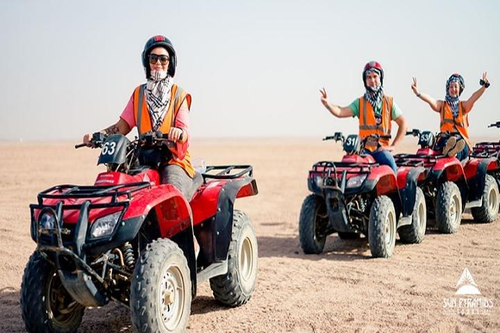 Quad bike at Giza pyramids