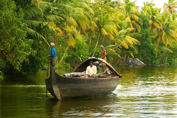 South India Tour- Temple Architecture and Backwaters