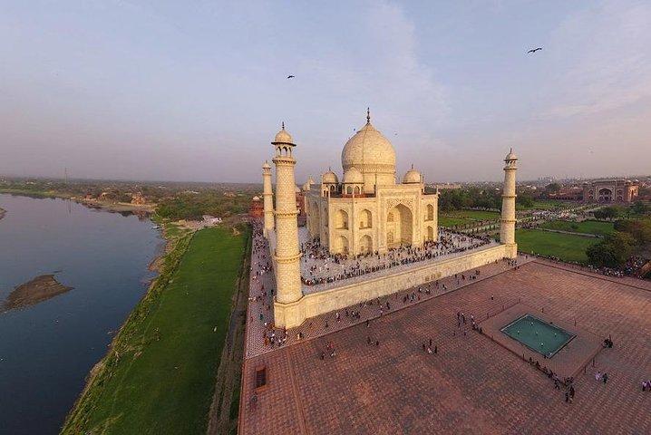 Delhi Airport to Agra Drop
