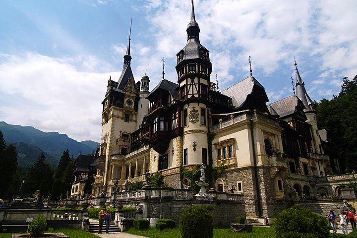 3-Castle: Peles,Bran,Rasnov,Sinaia Monastery from Brasov w pickup