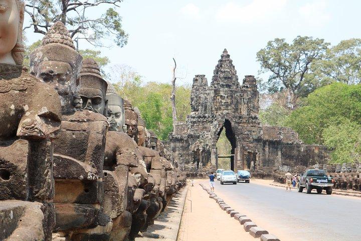 Angkor Wat Sunrise and Tonle Sap Lake 1.5 Days