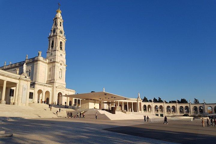 Private Small Groups Tour Fátima Full Day