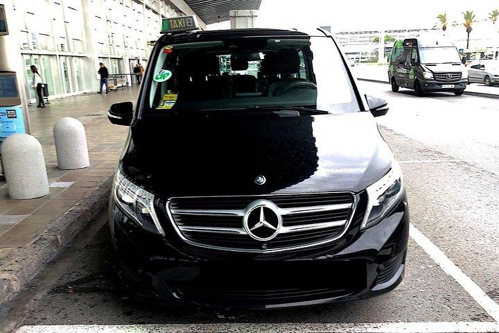 Taxi Transport from Barcelona airport to hotel