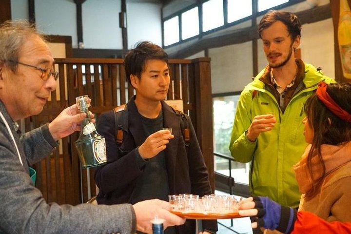 Kyoto Sake Tour in Fushimi: 18 Sake Tastings & Historic Breweries