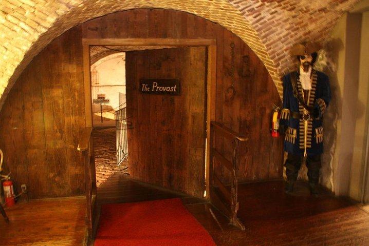 Charleston Ghost & Dungeon Night-Time Walking Tour with Entry to Provost Dungeon
