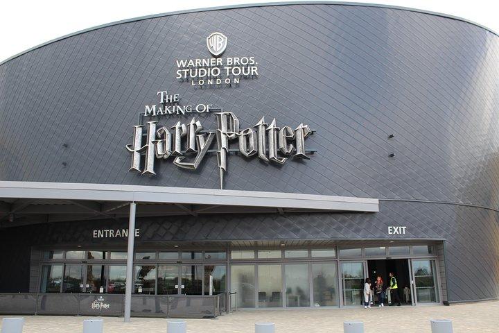 Private Transfer: Central London to Harry Potter Warner Bros Studio in Leavesden