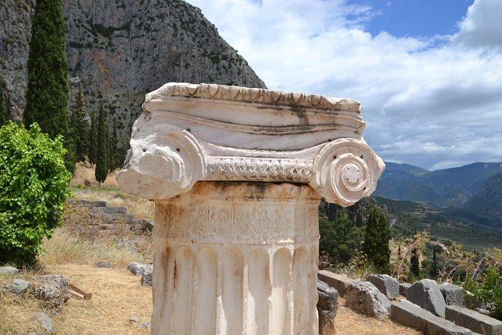 Delphi from Athens Round Trip Private Transfer