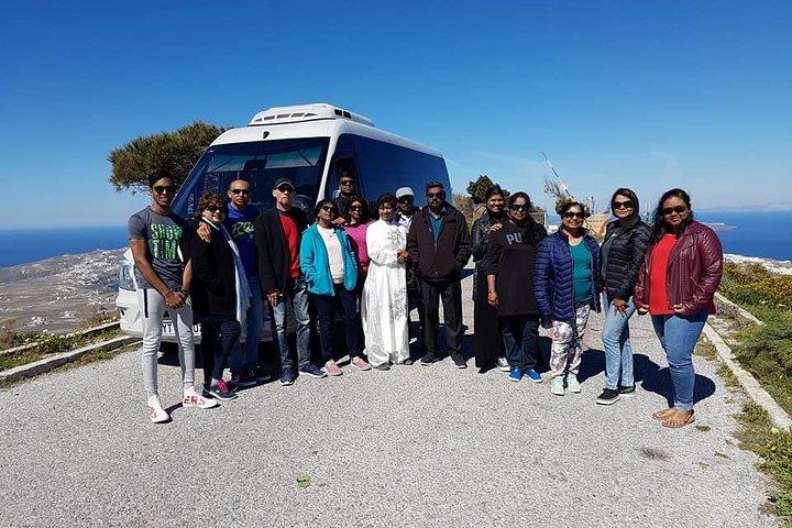 Private 8h tour on Santorini