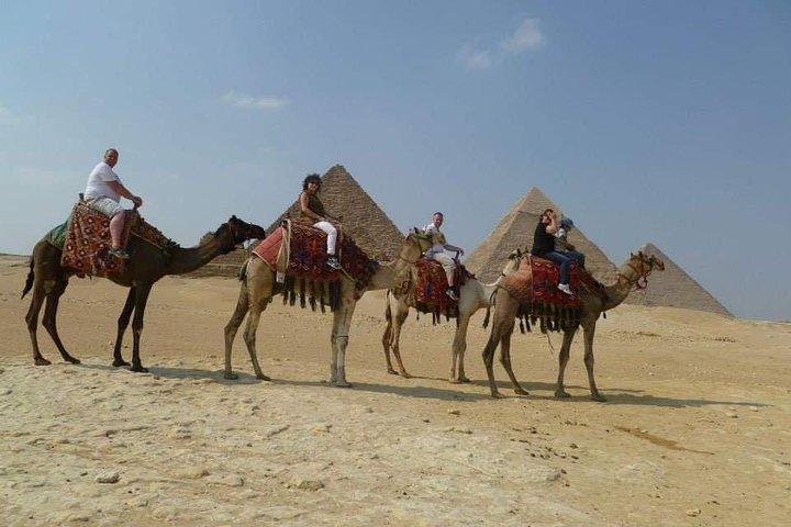 Private Day Tour to Giza Pyramids Sphinx Memphis Saqqara and Dahshur Pyramids
