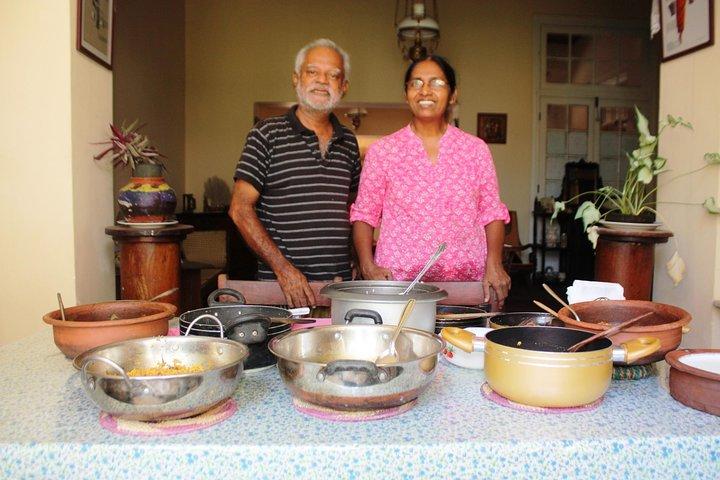 Market Tour and Sri Lankan Cooking Class inside Galle Fort