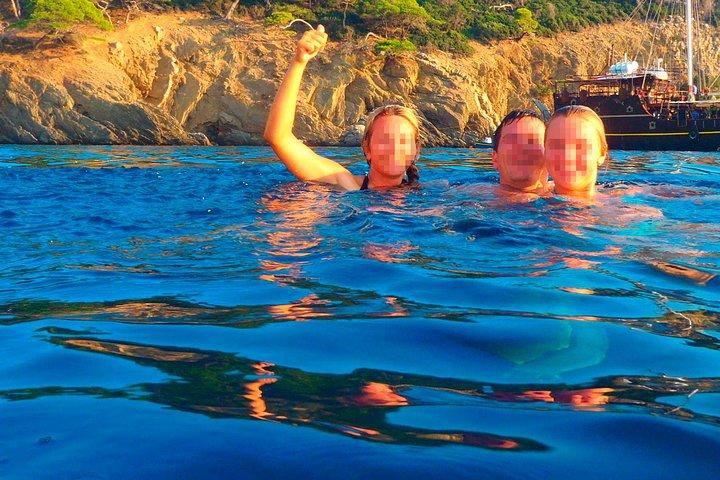 3 hours Kassandra Sunset or Day sailing yacht tour