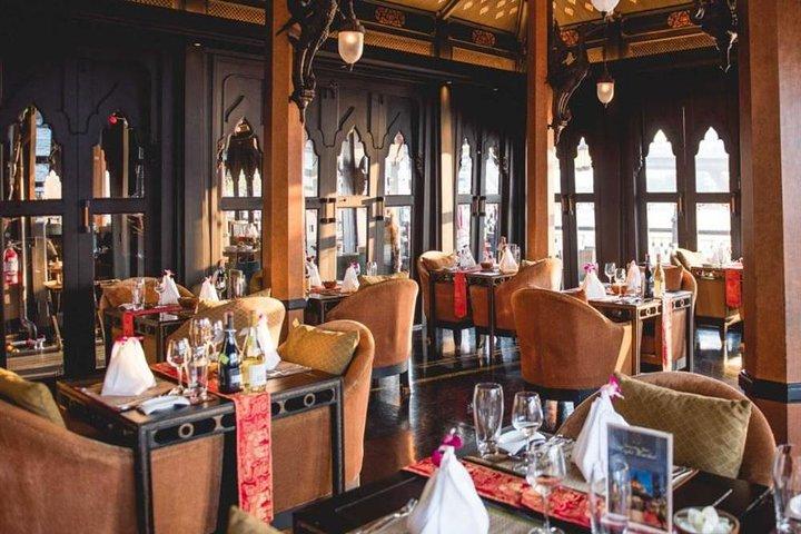 Shangri-La Hotel's Salathip Thai Restaurant Experience