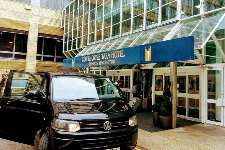 Private Round Trip Transfer between London Airports and Hotel