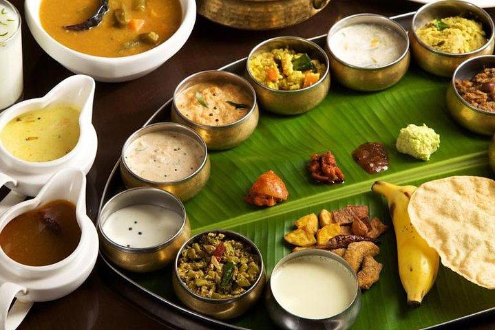 8 Days Kerala Private Tour Covering Kochi- Munnar- Periyar- Alleppey and Kovalam
