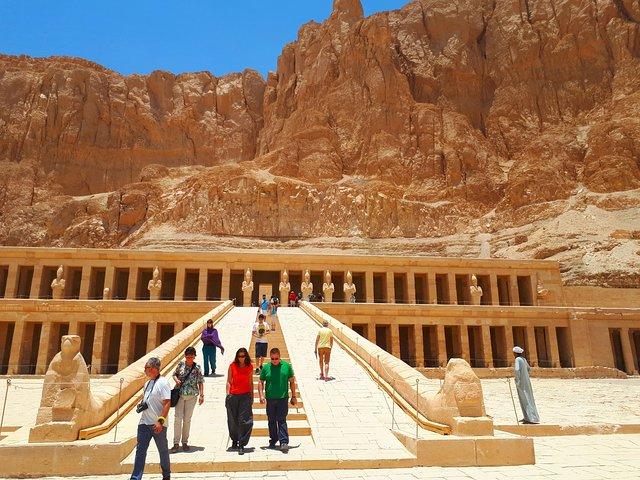Luxor Shore Excursion Tour to King Tut's Tomb Valley of the Kings from Safaga