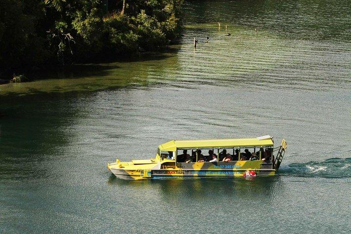 Rotorua Duck Boat Guided City and Lakes Tour