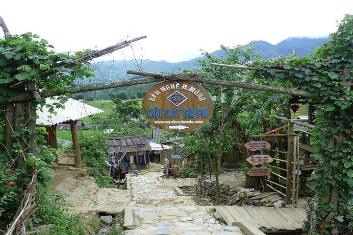 2-Days 3-Nights Sapa Trek with Night Train from Hanoi
