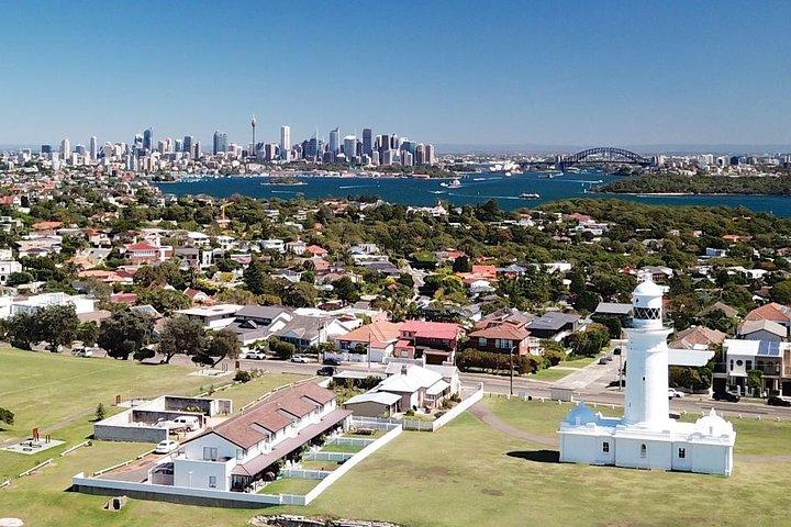 Private Sydney Tour: The Ultimate Mercedes V-Class Escape