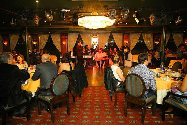 Nile Dinner Cruise in Cairo with Belly Dancing