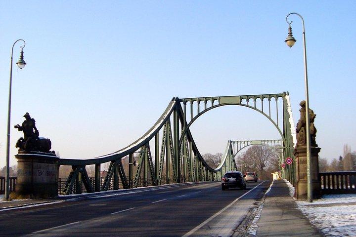 4 hours private tour to Potsdam and Wansee with a van