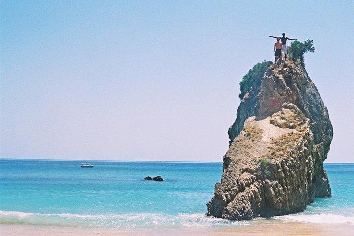Sesimbra Wild Beach Tour from Lisbon