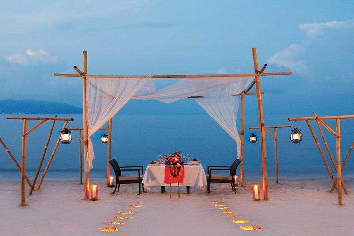 Romantic Beachside Dinner at Melati Resort