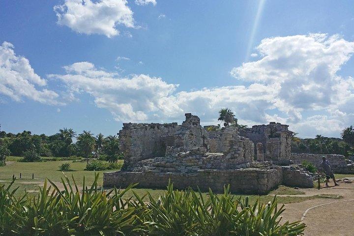 Tulum and Coba with Cenote Swim and Lunch from Cancun