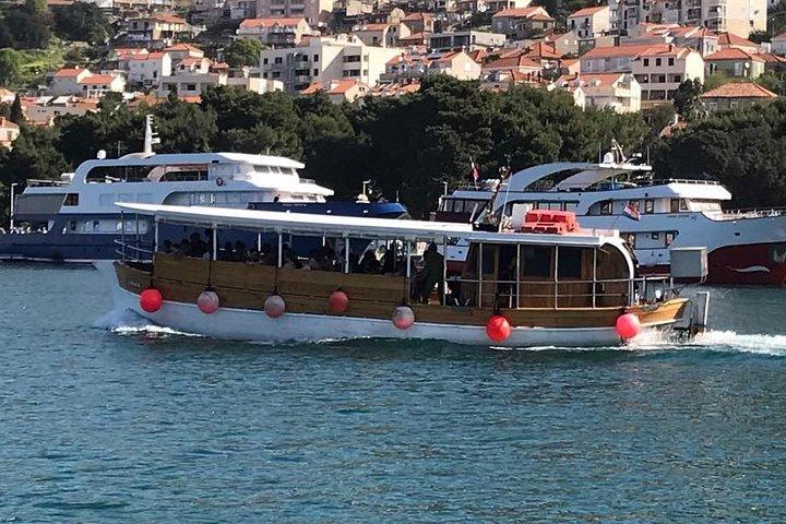 Elaphite Islands Cruise and Blue Cave Snorkeling Boat Tour from Dubrovnik