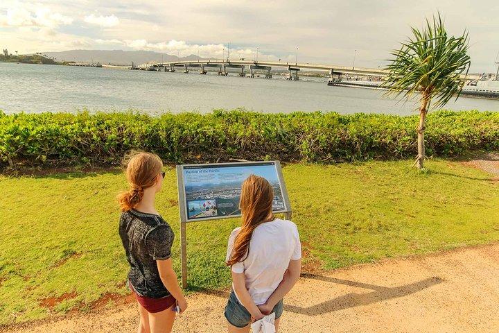 Best of Oahu: Pearl Harbor, Arizona Memorial and the Polynesian Cultural Center