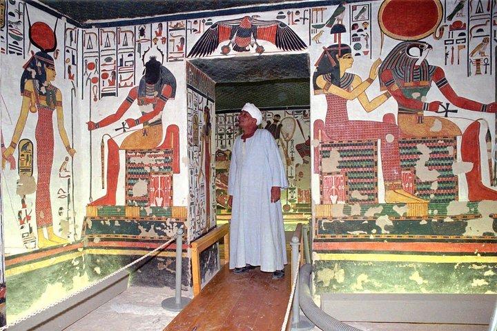 Private Tour: valley of the queens,Carter House,Temple of Seti, Ramesseum Temple