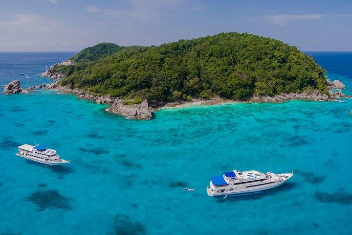 Snorkeling Paradise: Similan Islands Full-Day Tour from Phuket